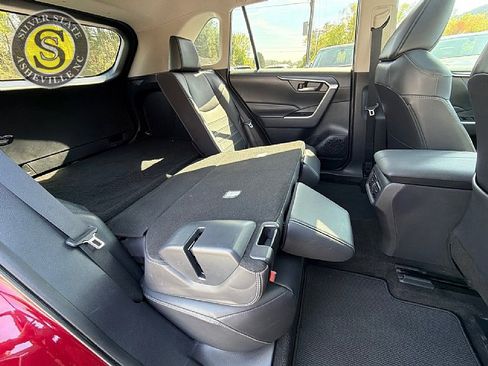 Used 2019 Toyota RAV4 XLE Premium w/ Cold Weather Package image 20