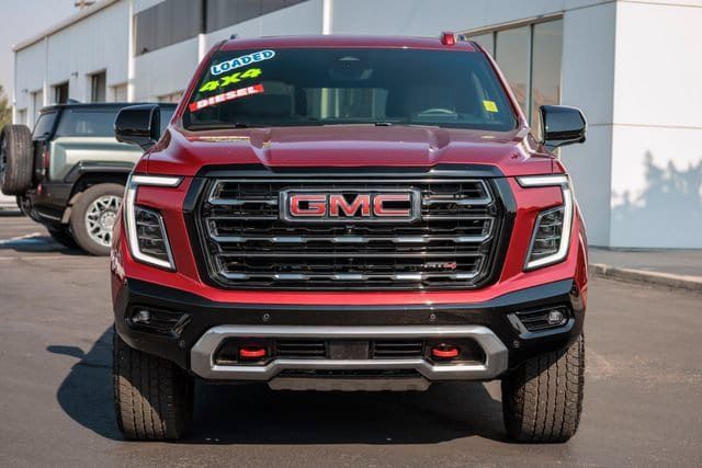 Used 2026 GMC Yukon AT4 w/ AT4 Premium Plus Package AWD/4WD image 2