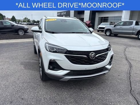 Used 2023 Buick Encore GX Essence w/ Experience Buick Package AWD/4WD image 3