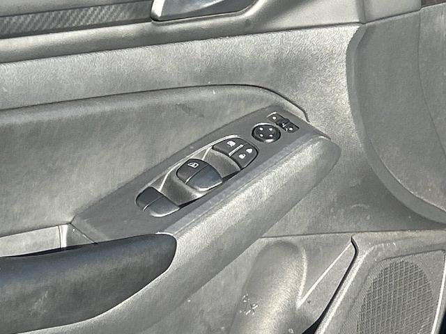 Used 2024 Nissan Altima 2.5 S FWD image 17