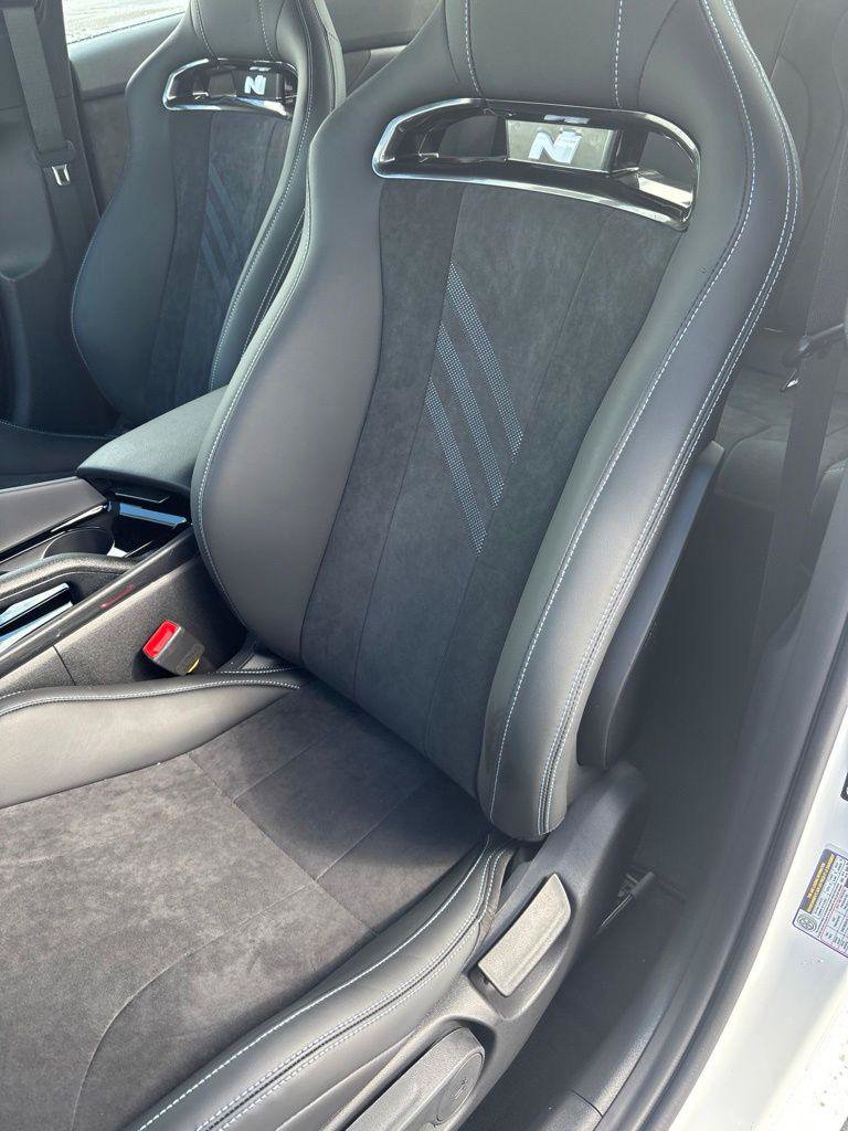 New 2026 Hyundai Elantra N FWD image 24
