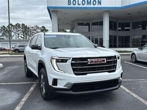 Certified 2025 GMC Acadia Elevation image 1