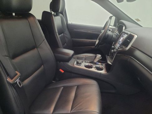 Used 2018 Jeep Grand Cherokee Limited AWD/4WD image 21