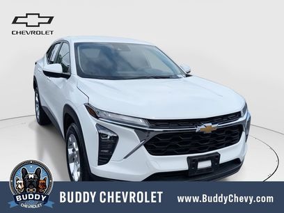 Used 2025 Chevrolet Trax LS w/ LS Convenience Package