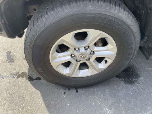 Used 2007 Toyota FJ Cruiser 4WD image 15