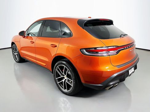 Certified 2023 Porsche Macan S AWD/4WD image 3
