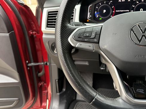 Used 2023 Volkswagen Atlas Cross Sport SEL R-Line image 16