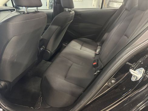 Used 2025 Toyota Corolla LE image 36