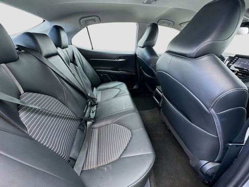 Used 2023 Toyota Camry SE FWD image 17