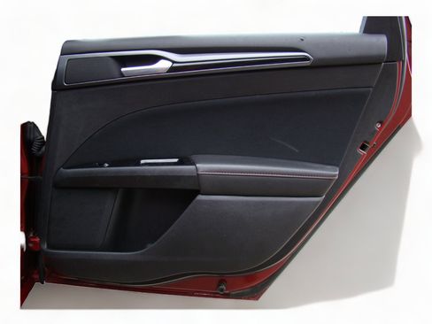 Used 2019 Ford Fusion Titanium image 23