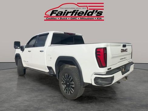Used 2024 GMC Sierra 3500 Denali w/ Denali Reserve Package image 3