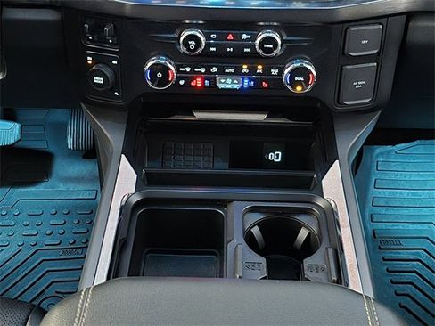 Used 2025 Ford F350 Lariat w/ Lariat Ultimate Package image 22