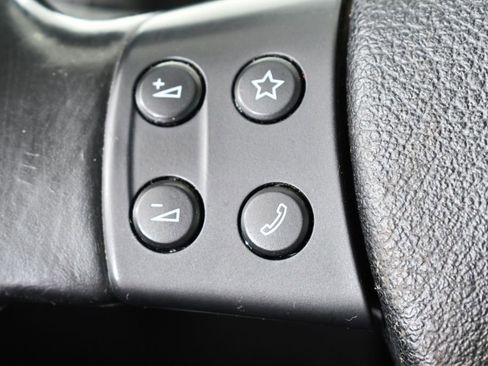 Used 2009 Volkswagen Tiguan SE image 30