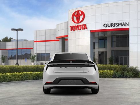 New 2026 Toyota Prius Plug-In Hybrid FWD image 8