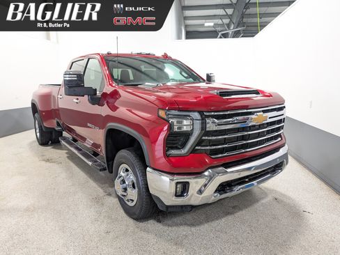 Used 2025 Chevrolet Silverado 3500 LTZ w/ LTZ Plus Package AWD/4WD image 1