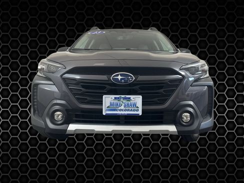 Used 2023 Subaru Outback Limited image 2