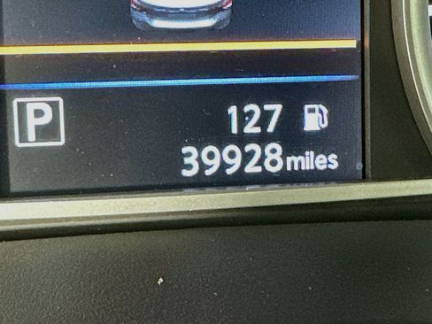 Used 2019 Nissan Sentra FWD image 18