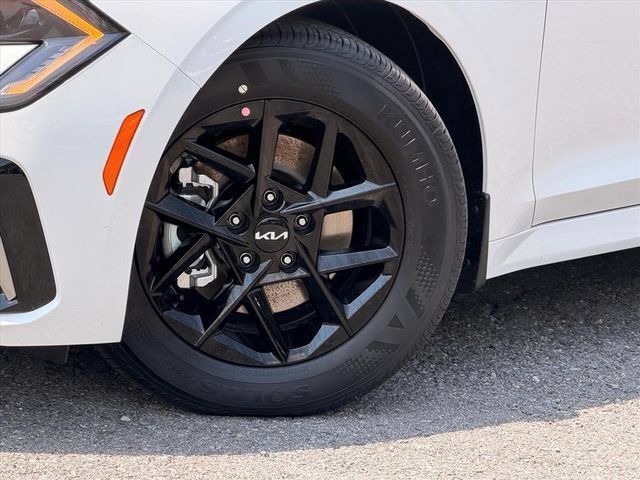 New 2026 Kia K5 LXS FWD image 25