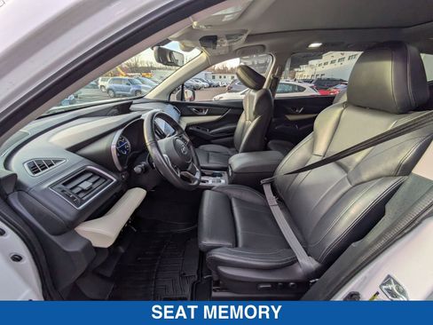 Used 2022 Subaru Ascent Limited w/ Technology Package image 27