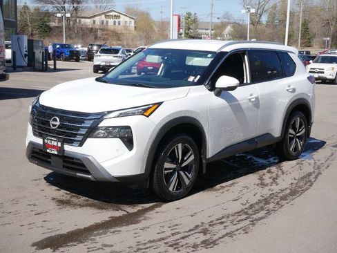 Certified 2024 Nissan Rogue SL image 7