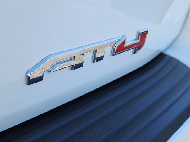 New 2027 GMC Yukon AT4 w/ Technology Package AWD/4WD image 5