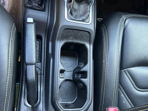 Used 2018 Jeep Wrangler Sport AWD/4WD image 20