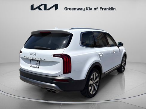 Used 2022 Kia Telluride EX w/ EX Premium Package FWD image 7