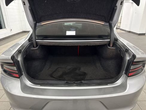 Used 2017 Dodge Charger R/T w/ Blacktop Package RWD image 11