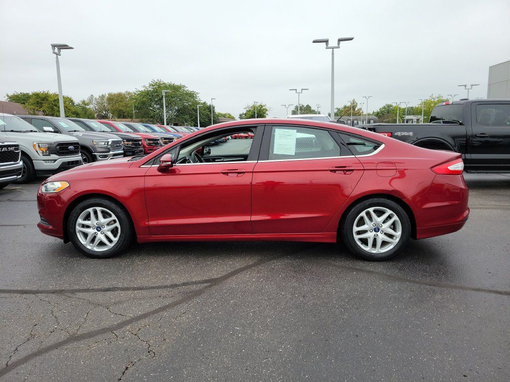 Used 2014 Ford Fusion SE FWD image 7