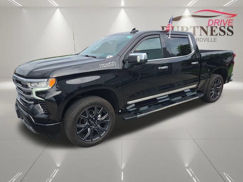 Certified 2024 Chevrolet Silverado 1500 High Country w/ High Country Premium Package AWD/4WD image 4