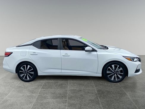 Used 2023 Nissan Sentra SV w/ SV Premium Package FWD image 6