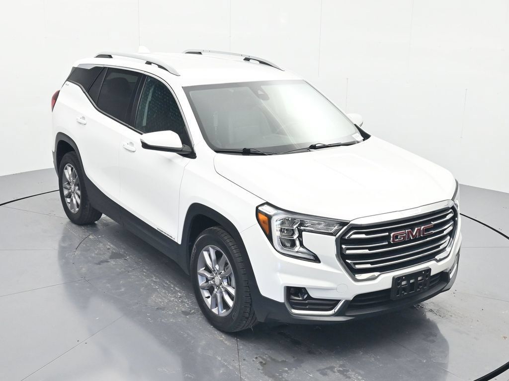 Used 2024 GMC Terrain SLT AWD/4WD image 30