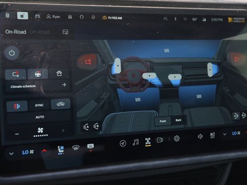 Used 2022 Rivian R1T Adventure image 41