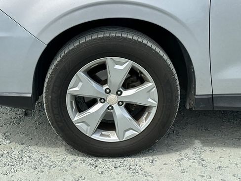 Used 2015 Subaru Forester 2.5i Limited AWD/4WD image 12
