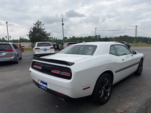 Used 2017 Dodge Challenger SXT w/ Sound Group RWD image 6