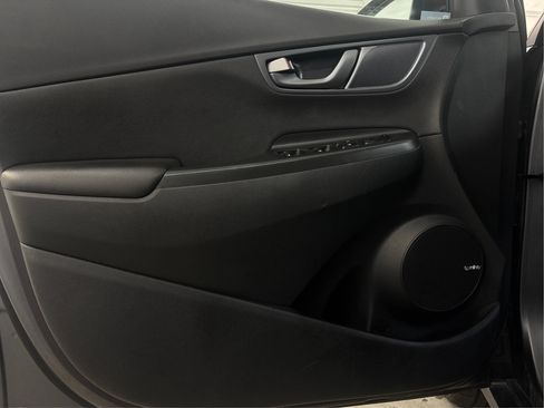 Used 2019 Hyundai Kona Ultimate FWD image 25