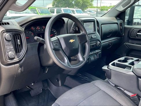Used 2024 Chevrolet Silverado 2500 Custom w/ Custom Value Package AWD/4WD image 14