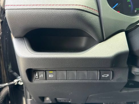 Certified 2024 Toyota RAV4 SE AWD/4WD image 14