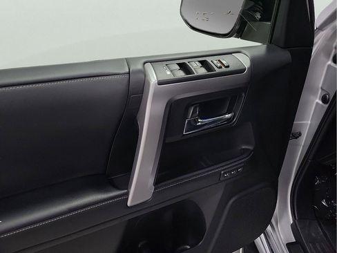 Certified 2024 Toyota 4Runner Limited AWD/4WD image 11