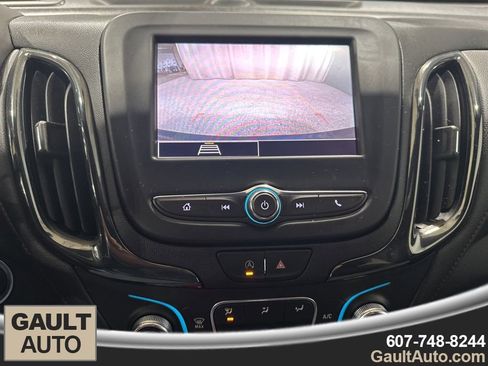 Used 2022 Chevrolet Equinox RS image 10