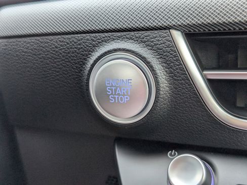 New 2025 Hyundai Sonata Limited image 27