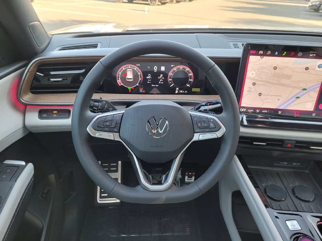 New 2027 Volkswagen Atlas SEL R-Line AWD/4WD image 17