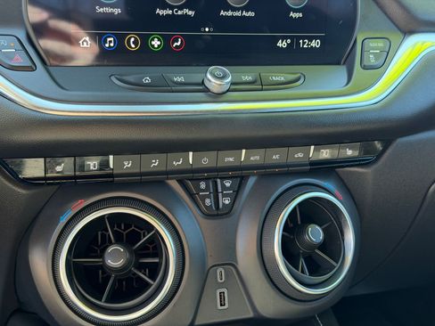 Used 2024 Chevrolet Blazer LT image 21