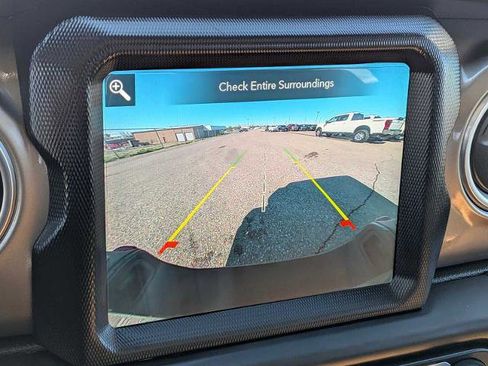 Used 2020 Jeep Gladiator Rubicon w/ Uconnect 4C Nav & Sound Group AWD/4WD image 23