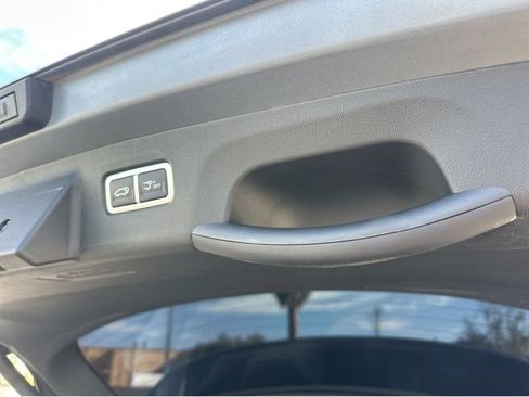 Certified 2024 Kia Sorento SX image 21