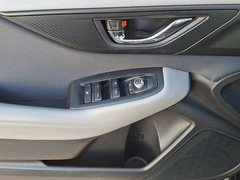 Used 2020 Subaru Outback Premium image 12