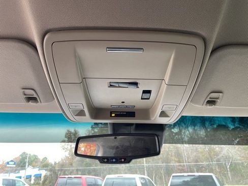 Used 2018 GMC Sierra 1500 SLT w/ Enhanced Driver Alert Package image 22