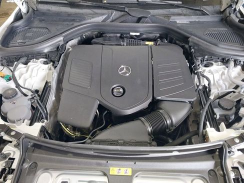 New 2025 Mercedes-Benz GLC 350e 4MATIC image 17