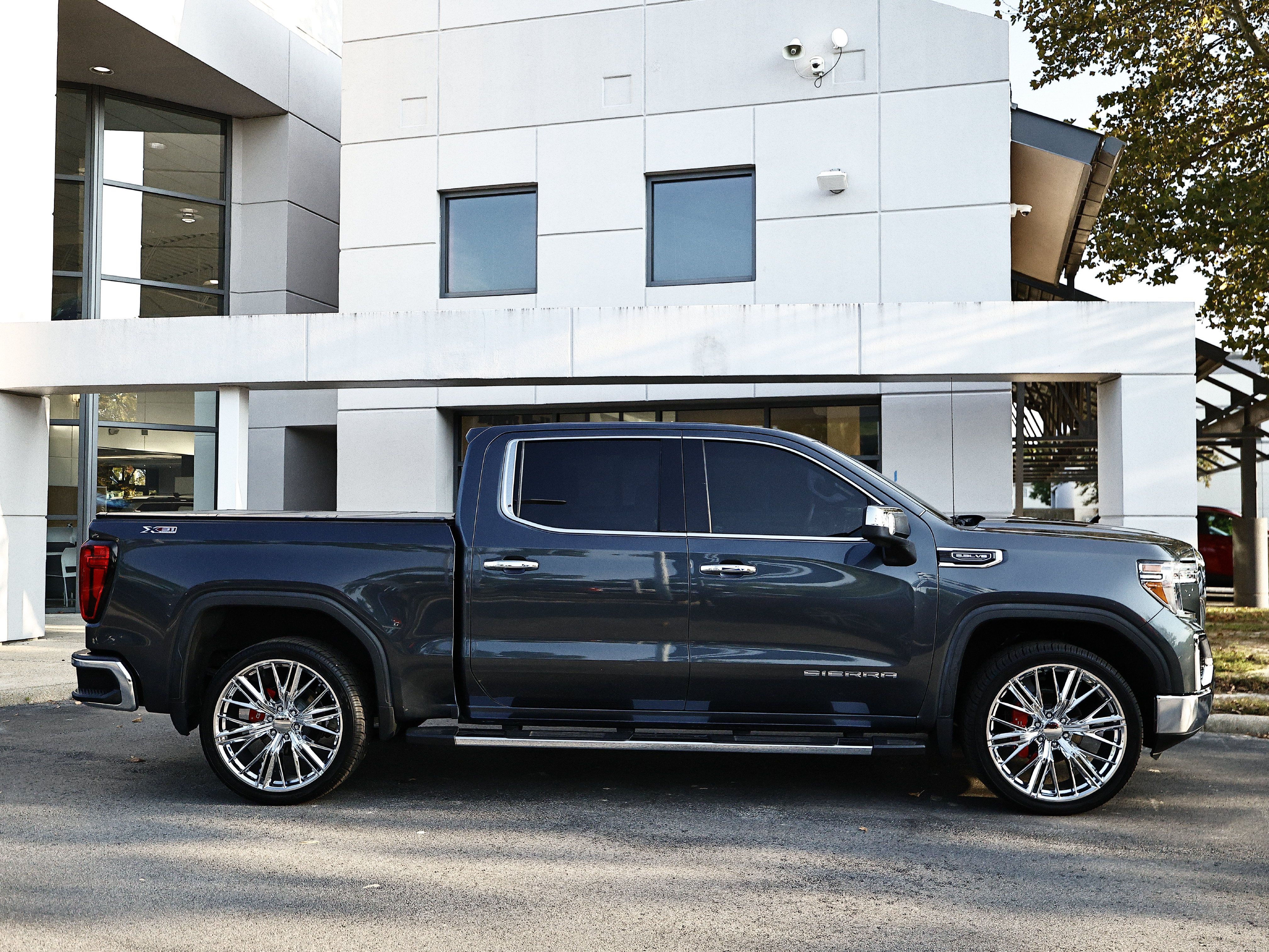 Used 2022 GMC Sierra 1500 SLT AWD/4WD image 6