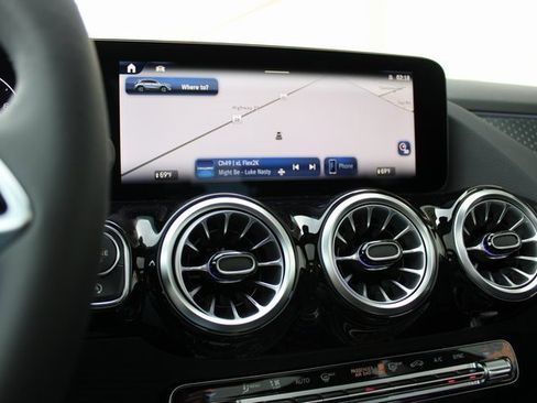 New 2024 Mercedes-Benz GLA 250 4MATIC image 13